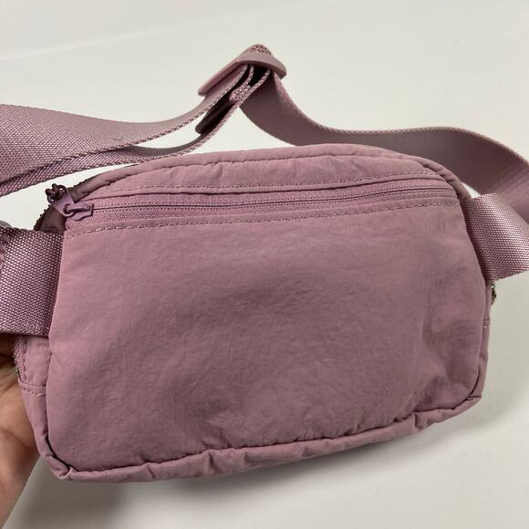 Lululemon Athletica Nylon Belt Bag Pink - Picture 7 of 13
